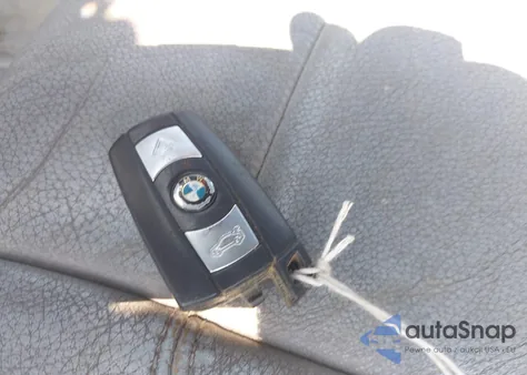 2010 BMW 128I z USA, uszkodzony, nr VIN WBAUN1C55AVH81750